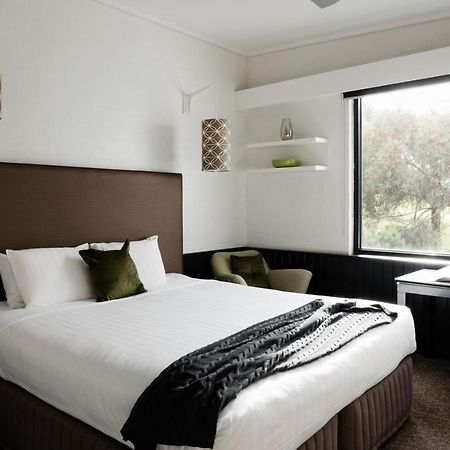 Hotel Waurn Ponds Estate Extérieur photo